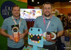 Matt Mastronardi and Chris Veillon of Pure Flavor show peppers and tomatoes from the company’s new Craft House line. This line inspires consumers to get creative in the kitchen and make cooking an experience.